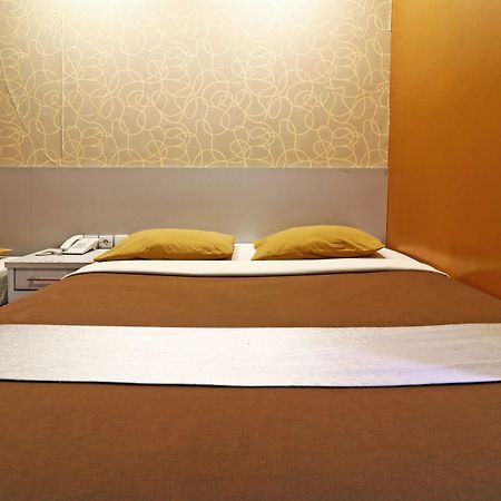 Eve Hotel Bandung Eksteriør billede